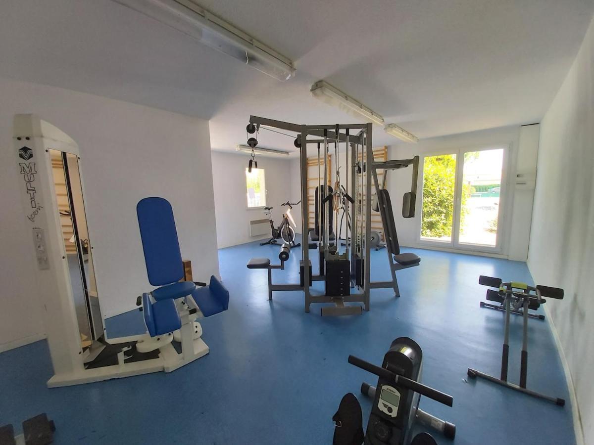 Le Sporting Land - Avec Entree Autonome, Parking Prive & Sa Piscine ! - Apartment Gaillac Exterior foto