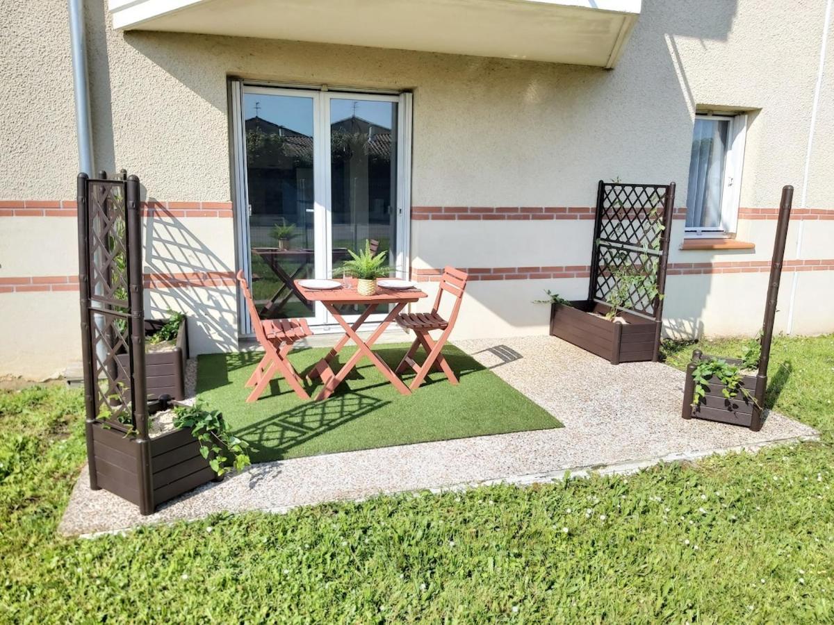Le Sporting Land - Avec Entree Autonome, Parking Prive & Sa Piscine ! - Apartment Gaillac Exterior foto